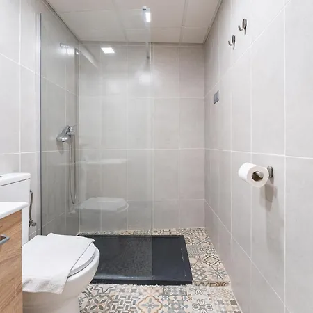 Bhost - Cinteria Mal